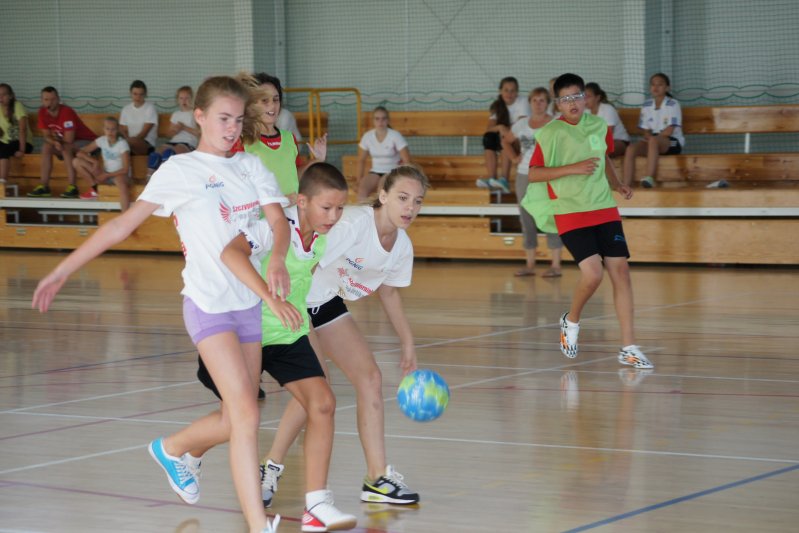 Obóz sekcji piłki ręcznej dziewcząt i chłopców